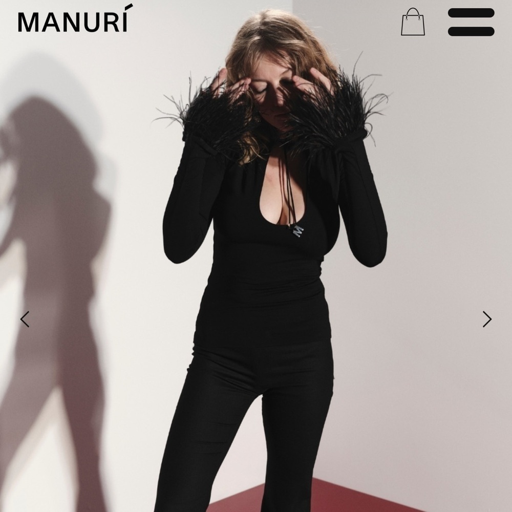 Manuri Luna M Feather Sleeve Stretch Blouse‎ Cutout Black XS EUC